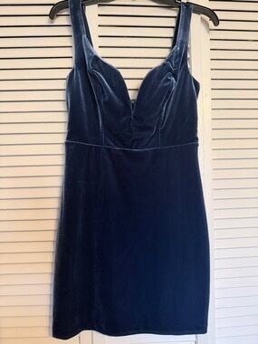 Navy Velvet V-Neck Sleeveless Dress